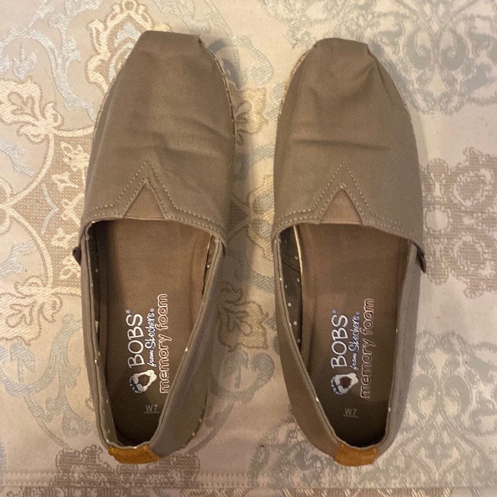 BOBS from Sketchers (Memory Foam) Size: 7 Color: Taupe